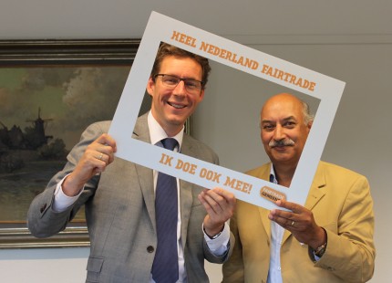 Burgemeester Poppens en John van Balen